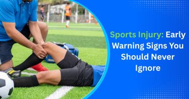 Sports Injury: Early Warning Signs You Should Never Ignore – Athlete receiving knee treatment on a football field