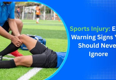 Sports Injury: Early Warning Signs You Should Never Ignore – Athlete receiving knee treatment on a football field